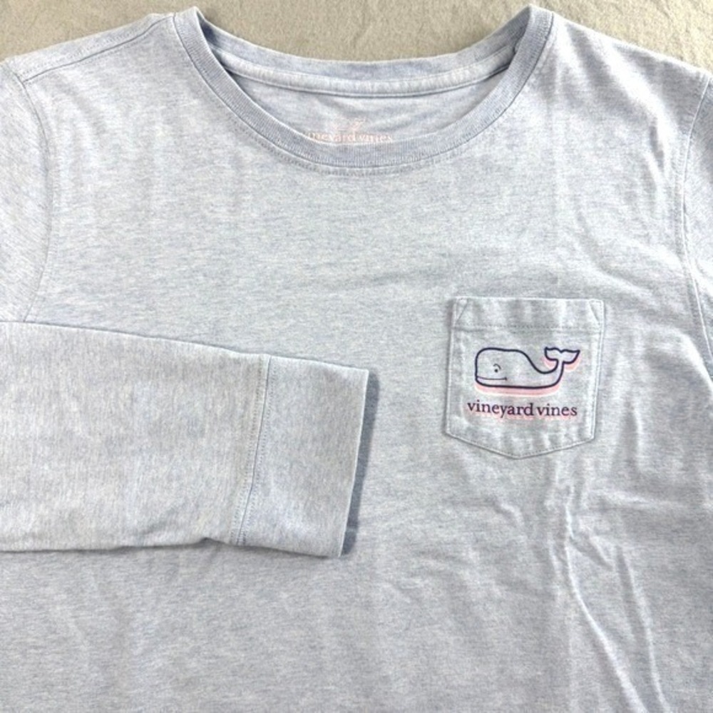 Vineyard Vines Blue Long Sleeve T-Shirt Women S Pocket Whale Logo